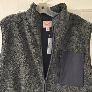 Men’s Fleece Vest